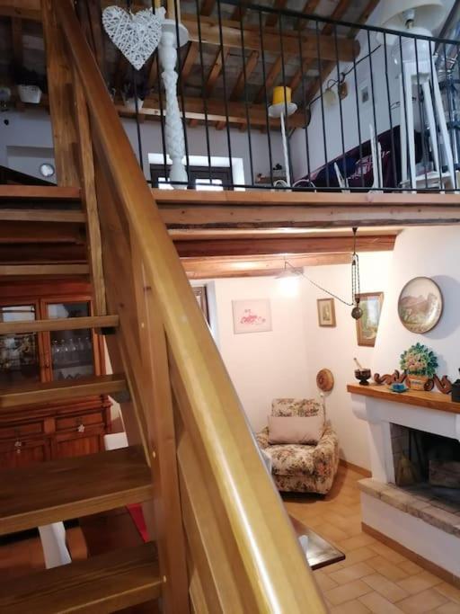 הוילה Orsogna La Casa Nel Borgo מראה חיצוני תמונה